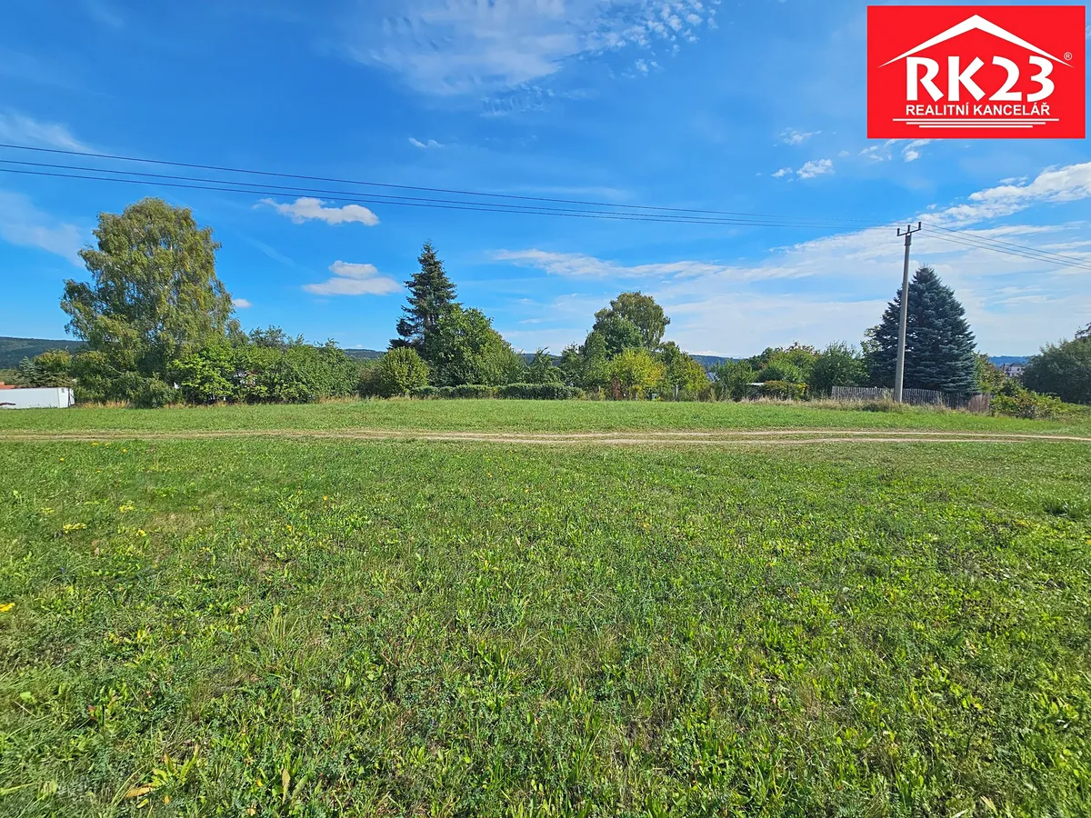 Prodej stavebního pozemku 1355 m²